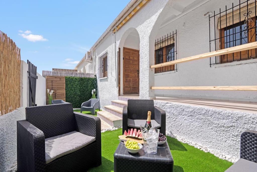 Luxe Apartment, Chill Out, Beach 10 Min Alicante Buitenkant foto